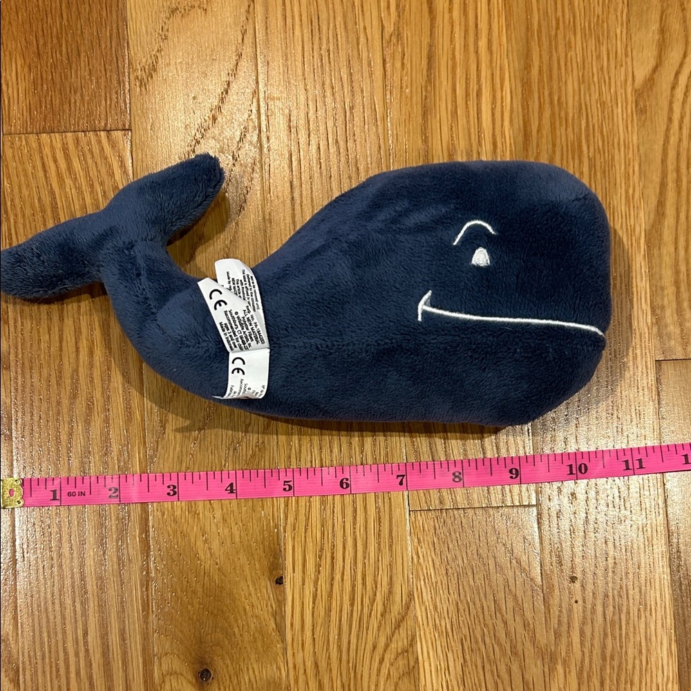 Vineyard Vine stuffed whale,